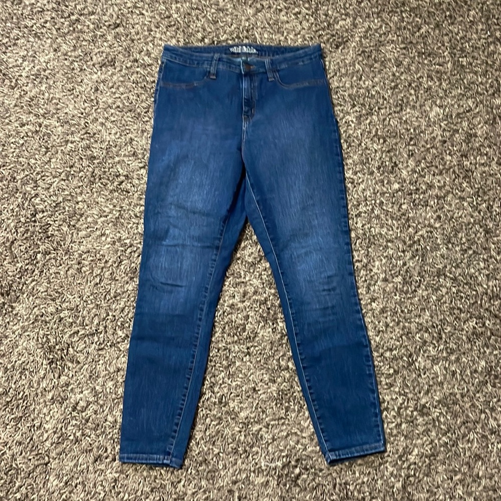 dark-wash skinny jeans
